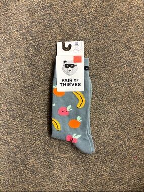 Pair of Thieves Men’s Fruit Pattern Crew Socks - Gray